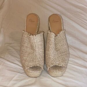 Women's Tan Slip-On Wedges